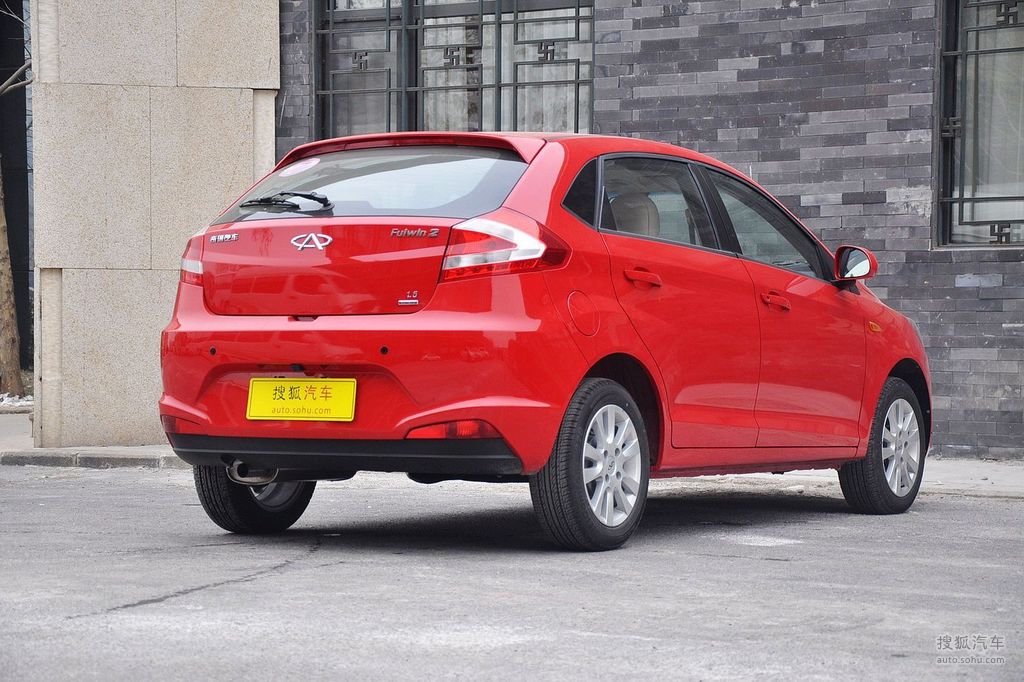 奇瑞风云2两厢
