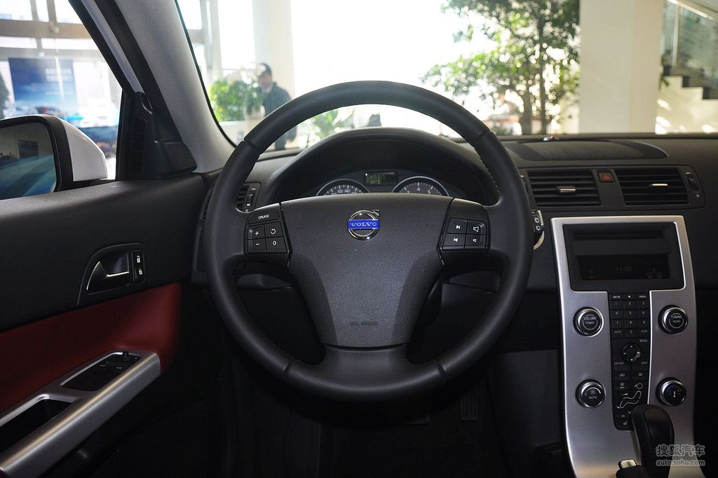 图库 沃尔沃 沃尔沃(进口) c30 外观颜色: 内饰颜色:        4s店报价