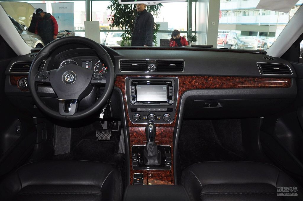 【 大众帕萨特高清图片】_黑色_内饰_搜狐汽车网