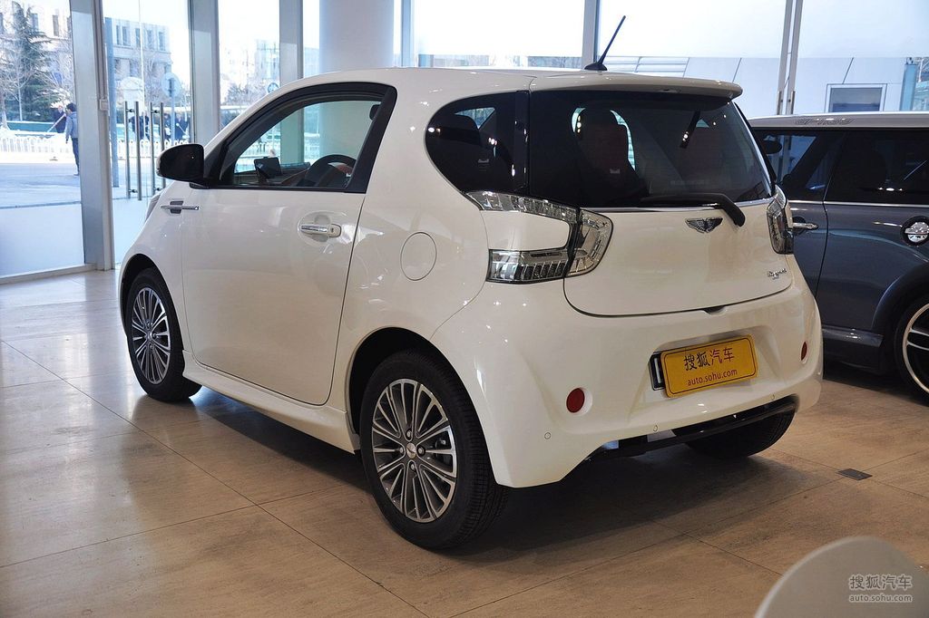 2012款阿斯顿马丁cygnet