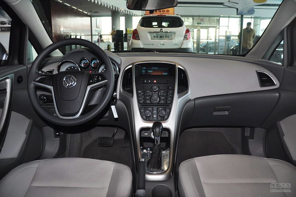 【 别克英朗xt高清图片】_双色内饰_内饰_搜狐汽车网