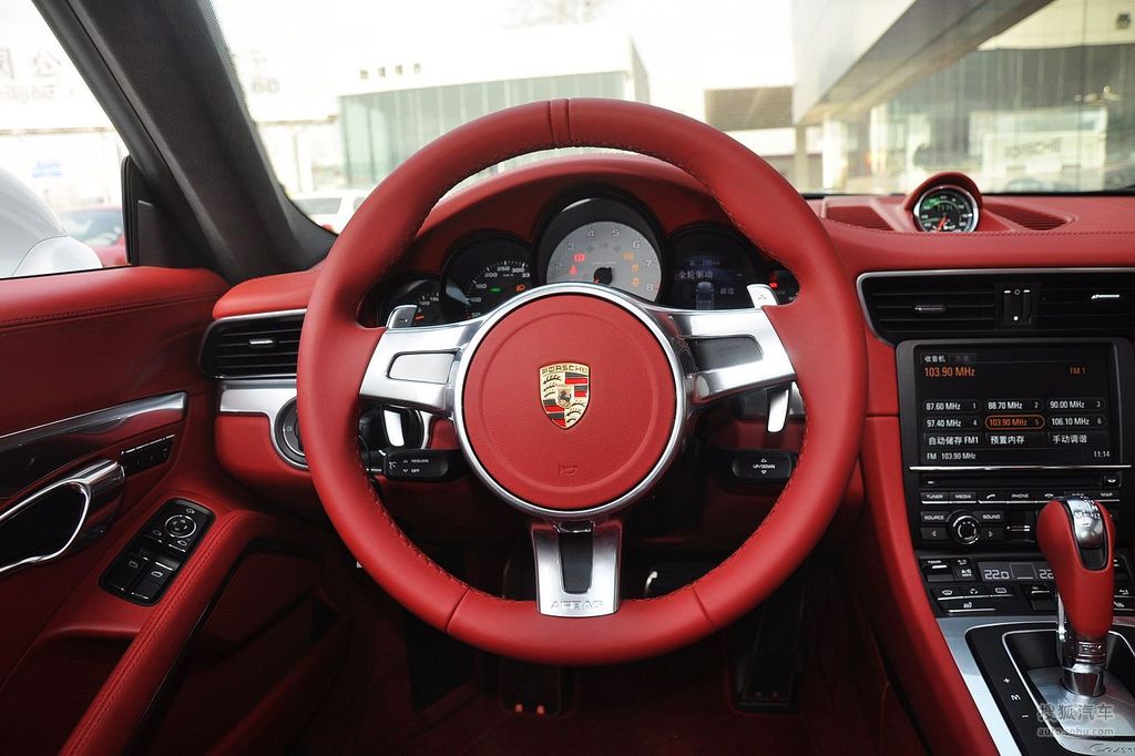 8l_carrera红色真皮_内饰_搜狐汽车网