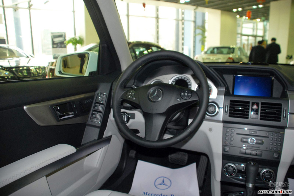 【 奔驰glk级高清图片】_内饰_搜狐汽车网