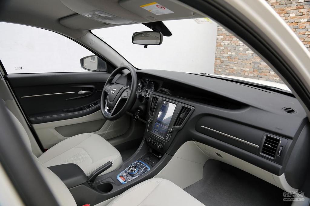 【 北汽新能源eu系列高清图片】_黑色/灰色_内饰_搜狐汽车网