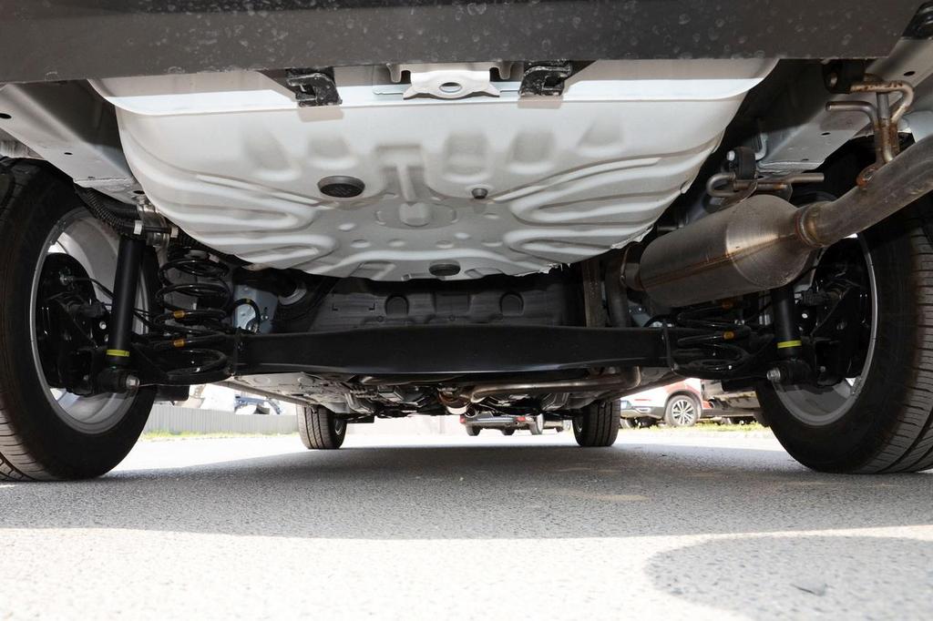 【 丰田yaris l 致享高清图片】_底盘发动机_搜狐汽车网