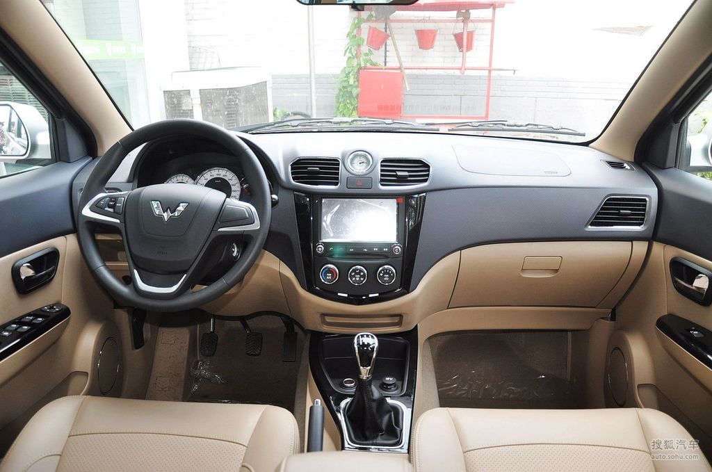 【 五菱宏光s高清图片】_内饰_搜狐汽车网