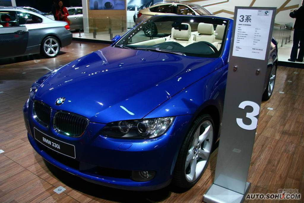 宝马330i敞篷09上海车展实拍