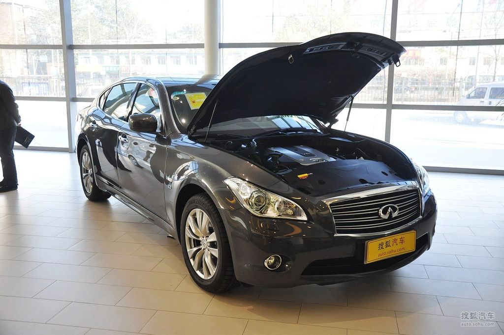 英菲尼迪q70