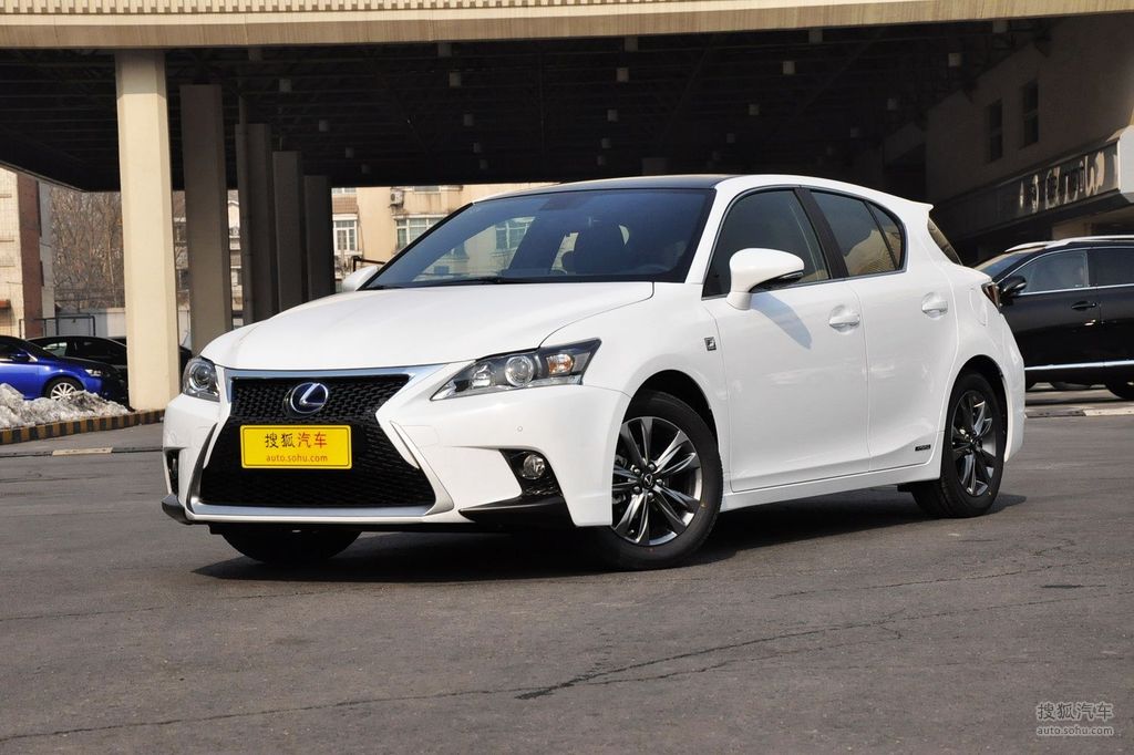 2014款雷克萨斯ct200h f-sport双色 - 车前45°提示:支持键盘翻页