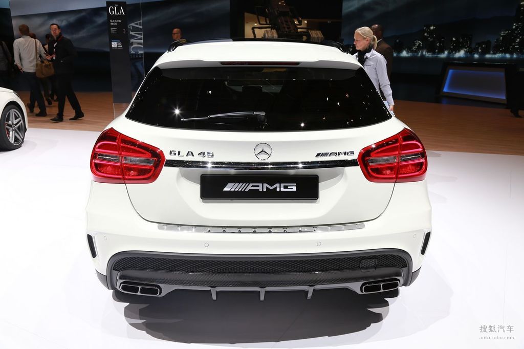 奔驰gla45 amg
