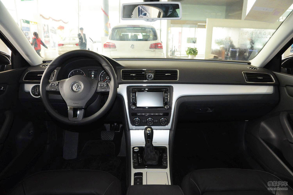 【 大众帕萨特高清图片】_黑色_内饰_搜狐汽车网