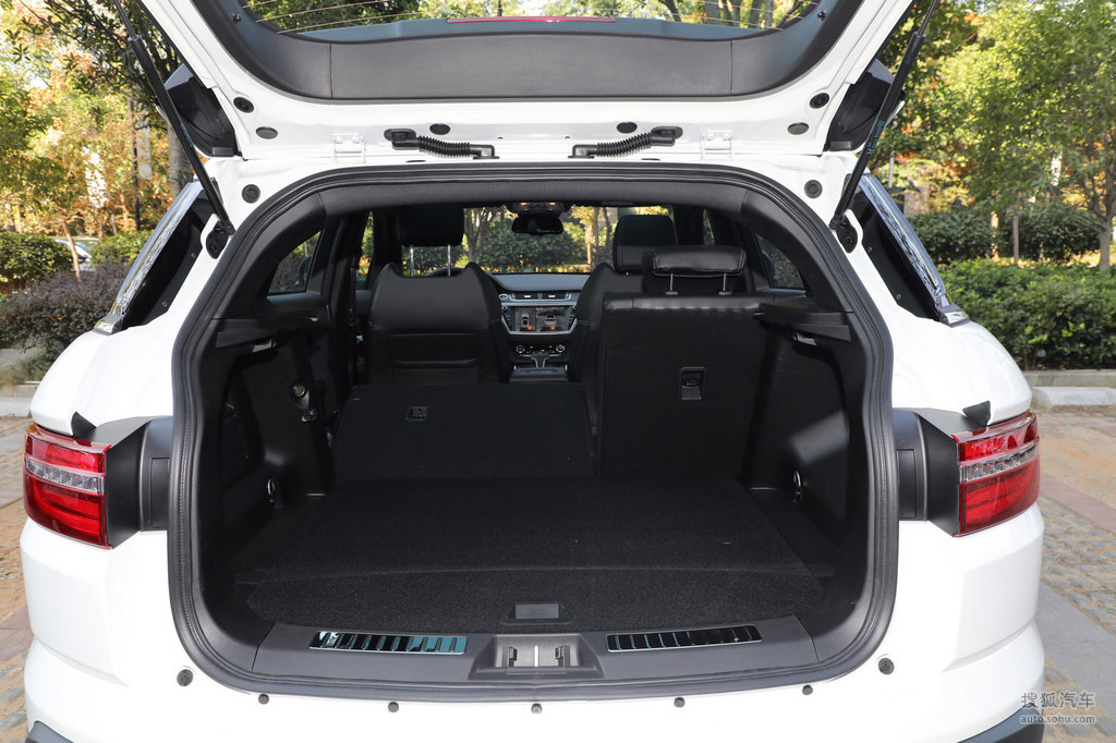 【 陆风x7劲越高清图片】_空间展示_搜狐汽车网