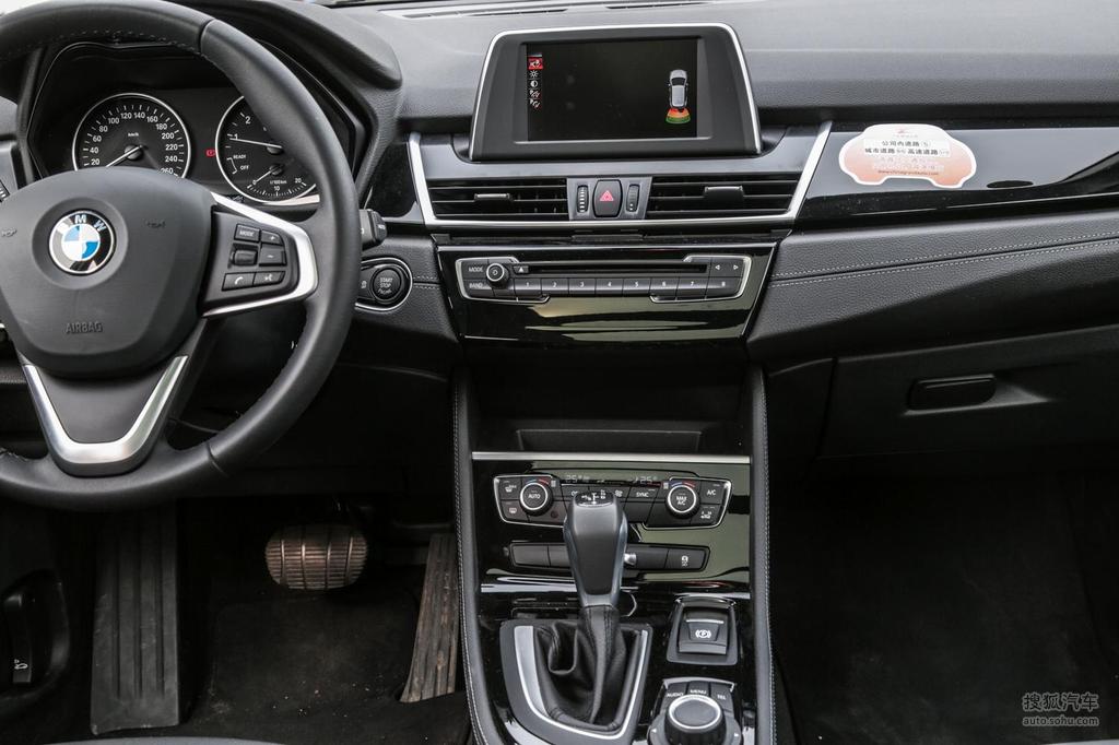 【 宝马2系旅行车高清图片】_2016款 218i 运动设计套装_黑色_内饰