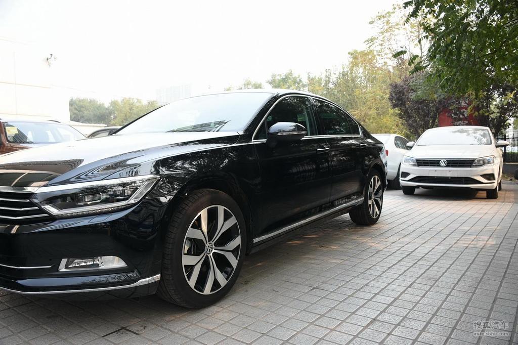 2018款大众迈腾380tsidsg尊贵型