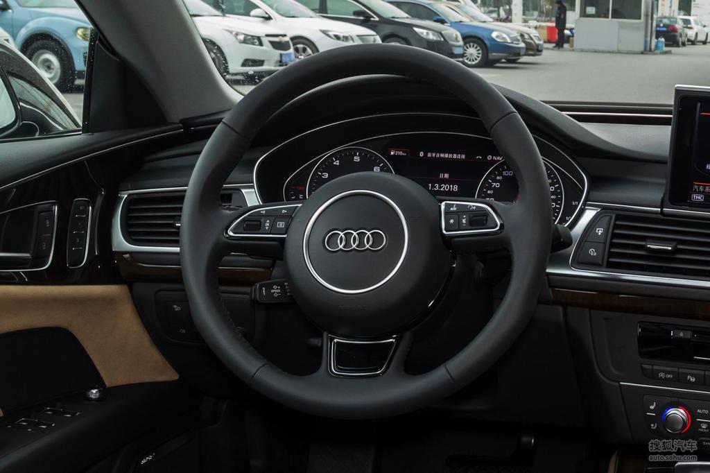 2018款奥迪a750tfsiquattro动感型方向盘提示支持键盘翻页左右