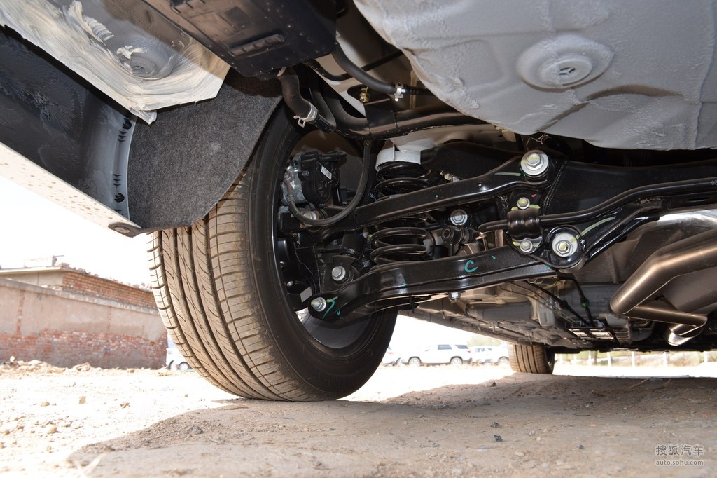 【 长安睿骋cc高清图片】_底盘发动机_搜狐汽车网