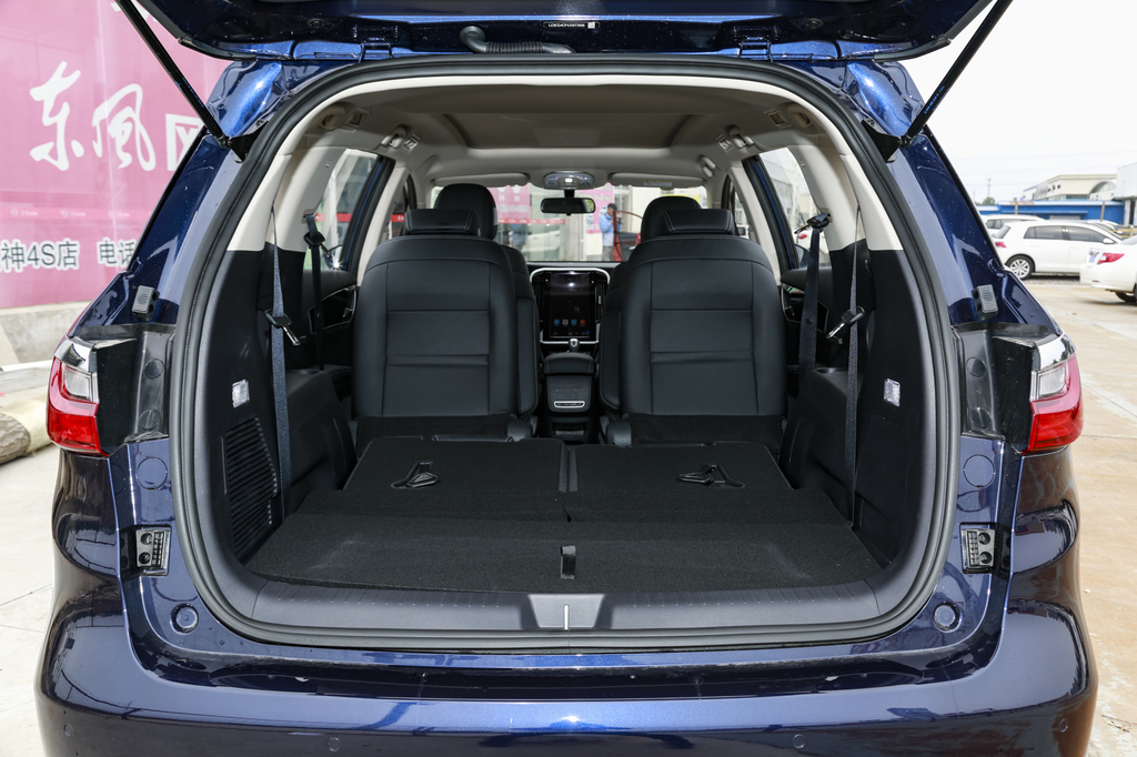 【 比亚迪宋max高清图片】_空间展示_搜狐汽车网