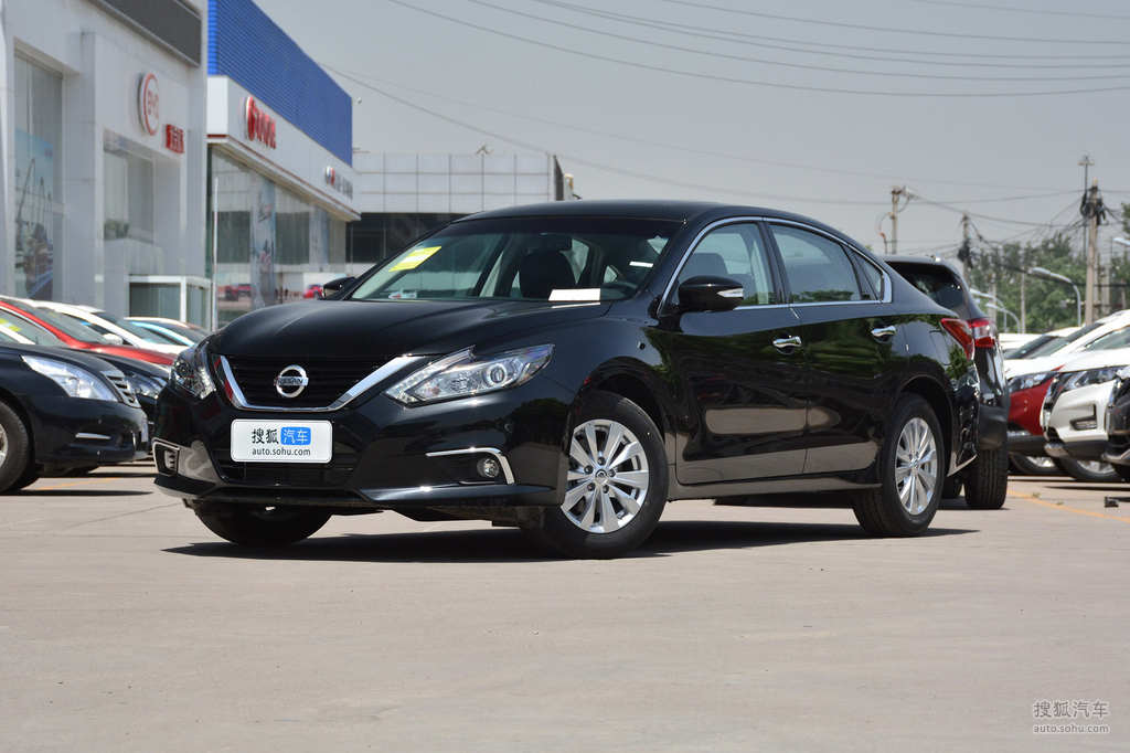 2018款日产天籁20lxl智进版