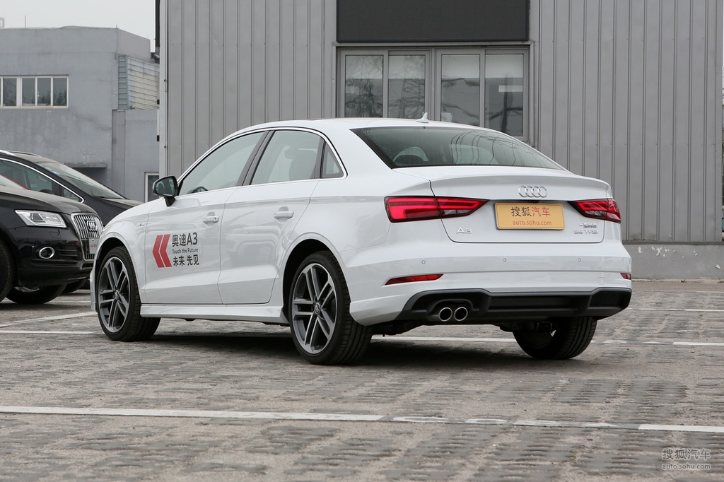 2018款奥迪a3limousine35tfsi30周年纪念版运动版