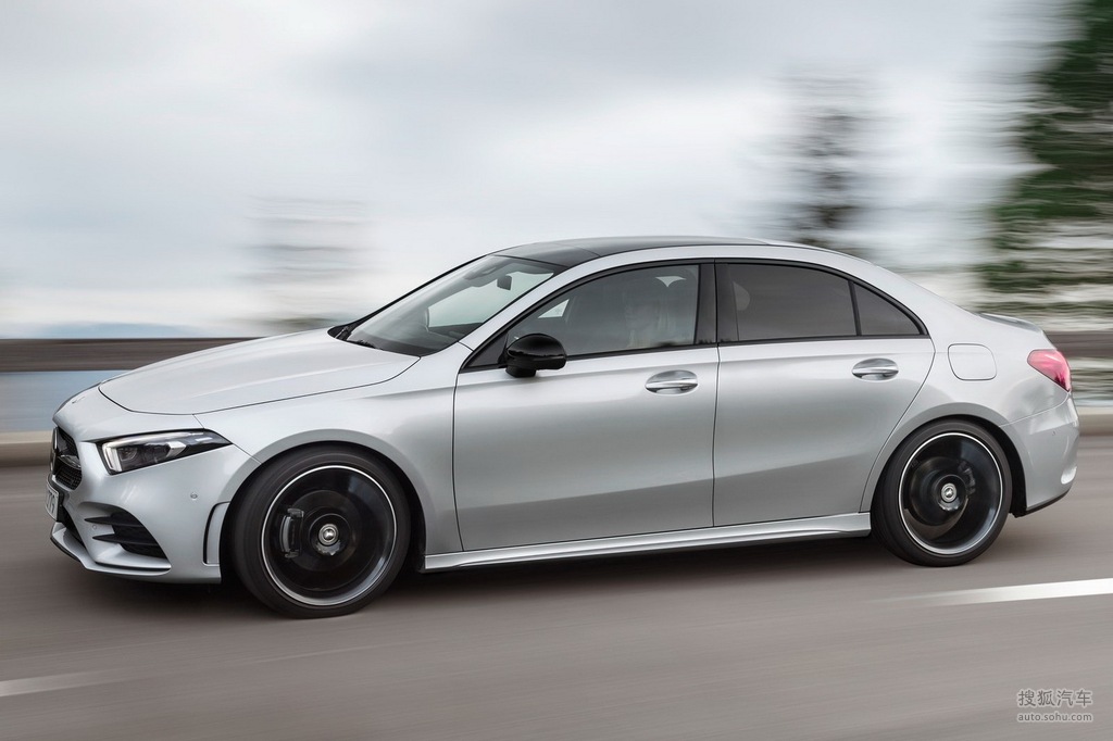 2019款奔驰a级三厢版