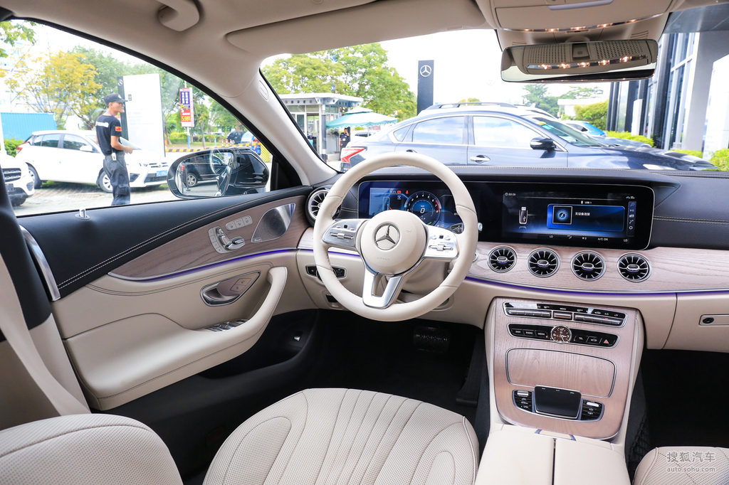 【 奔驰cls级高清图片】_2018款 cls 350 4matic_内饰_搜狐汽车网
