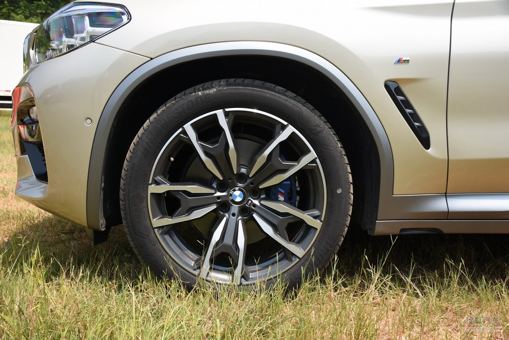 【 宝马x4高清图片】_日光石金_外观_搜狐汽车网