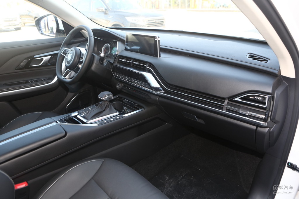 【 众泰t500高清图片】_黑色_内饰_搜狐汽车网