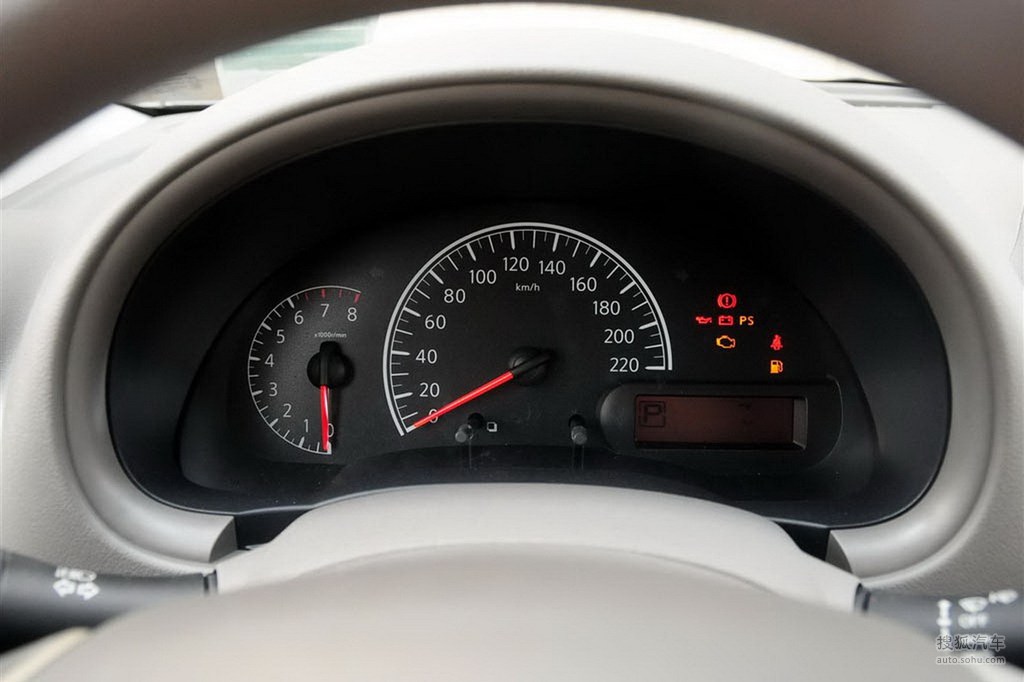 【 日产阳光高清图片】_2014款 1.