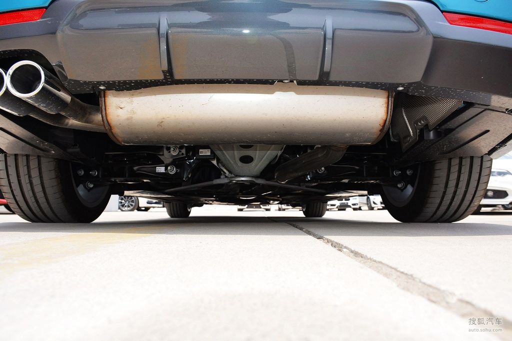 2019款宝马425i 敞篷m运动套装 - 底盘全景提示:支持键盘翻页 ←左 右