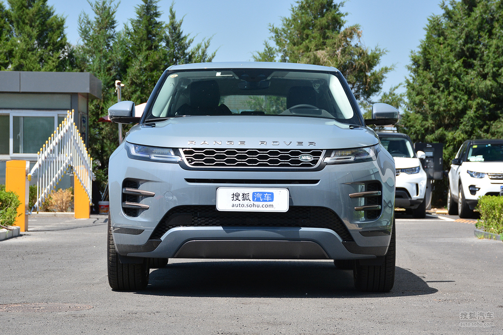 【 路虎揽胜极光高清图片】_2020款 249ps r-dynamic se 运动科技版