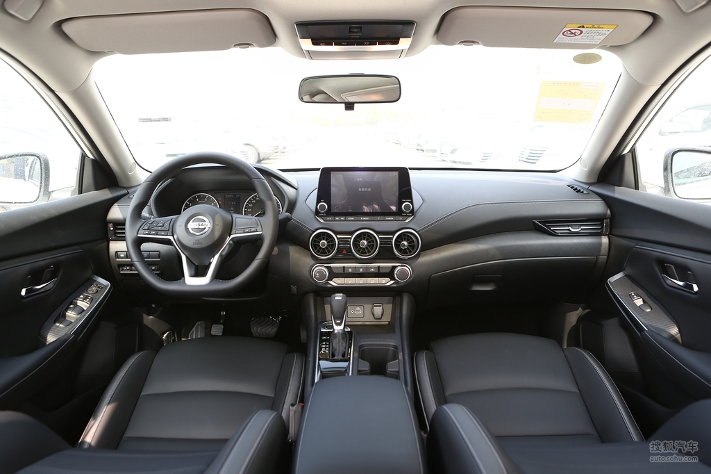 【 日产轩逸高清图片】_2020款 1.