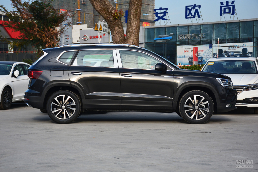 【 大众途岳高清图片】_2020款 280tsi 豪华版 国v_黑色/风雅棕_外观