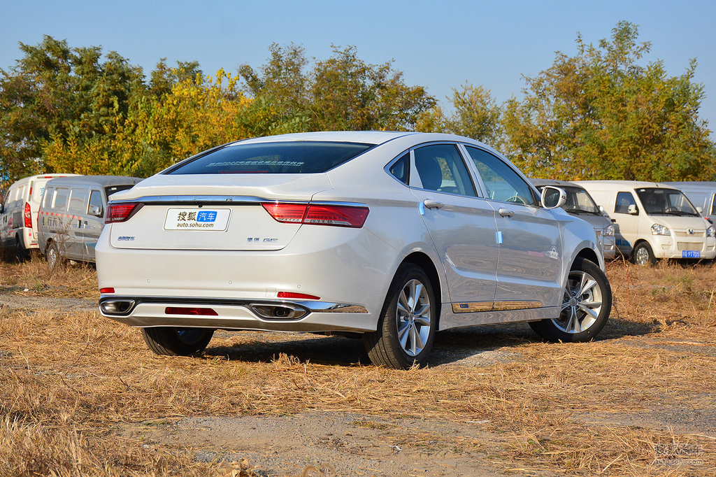 2020款吉利博瑞15tmhev耀享版