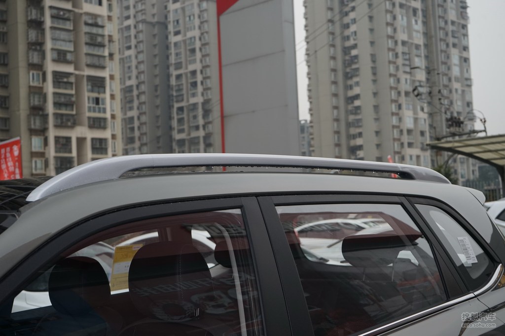 【 起亚智跑高清图片】_耀金灰_外观_搜狐汽车网
