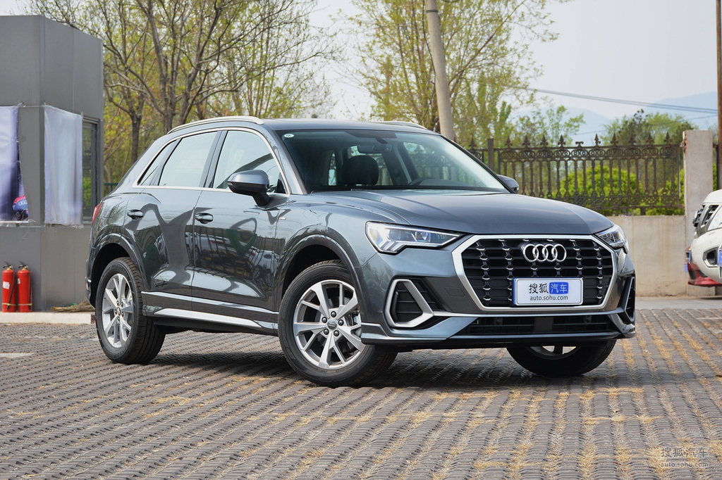 【 奥迪q3高清图片】_2020款 35 tfsi 时尚致雅型_天云灰_外观_搜狐