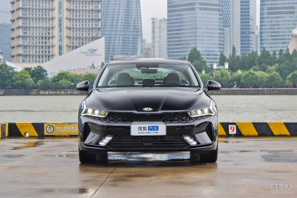 起亚k5凯酷