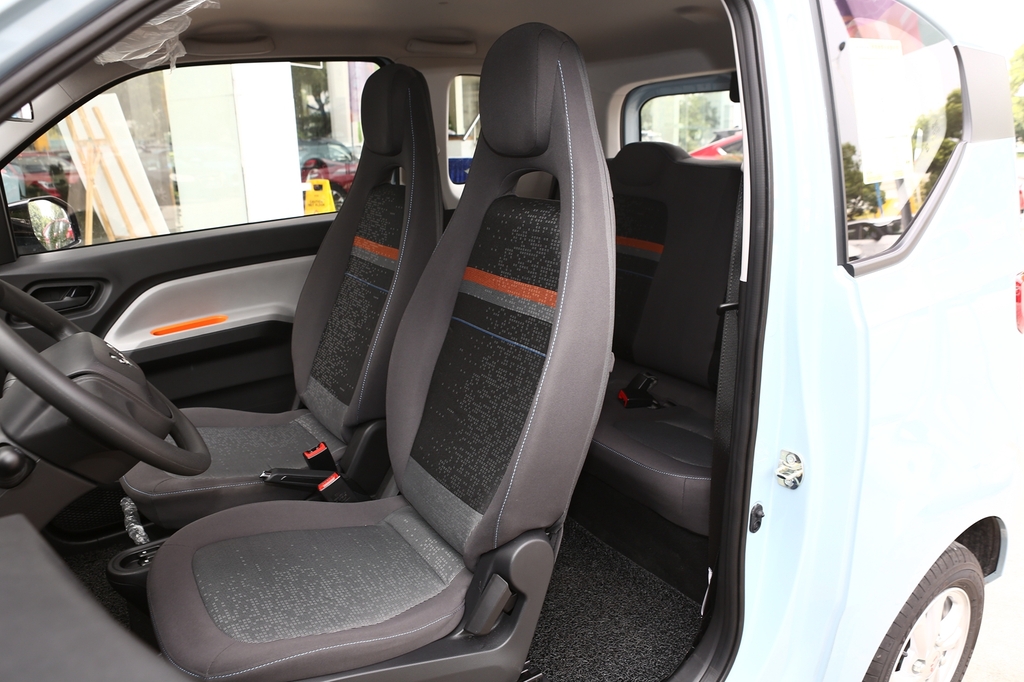 2020款五菱宏光miniev悦享款