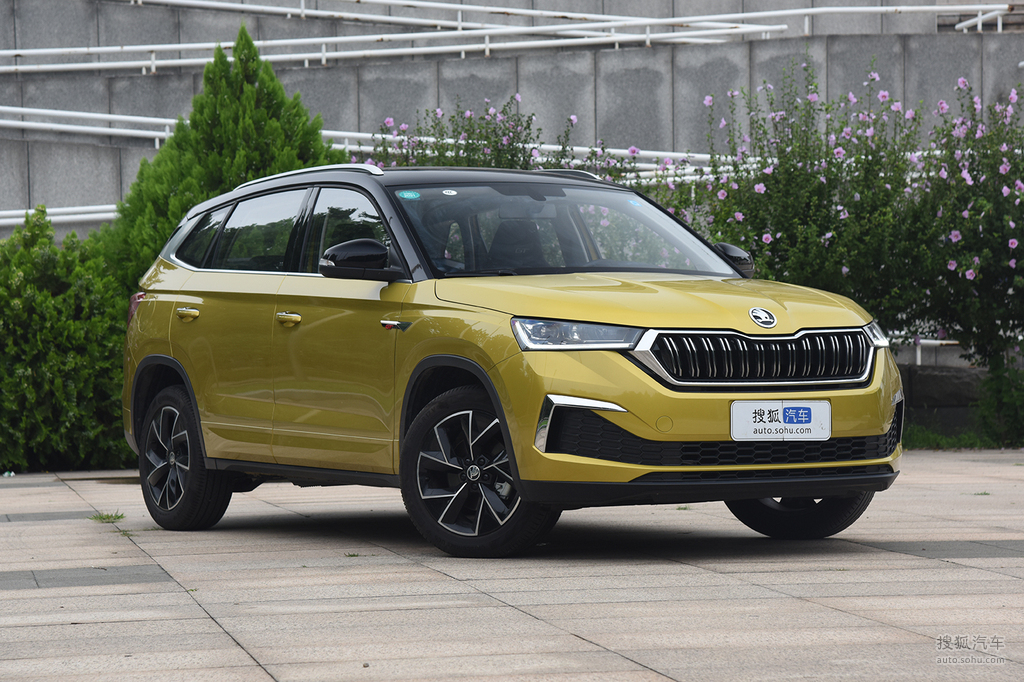 2020款斯柯达柯米克gt tsi230 dsg旗舰版 改款提示:支持键盘翻页 ←左