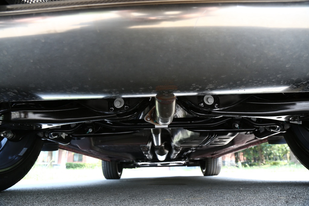 8t 领航旗舰型_底盘发动机_搜狐汽车网