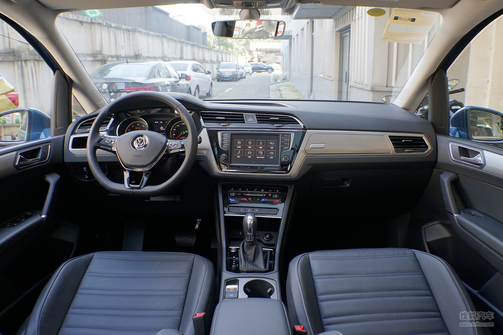 【 大众途安高清图片】_黑色_内饰_搜狐汽车网