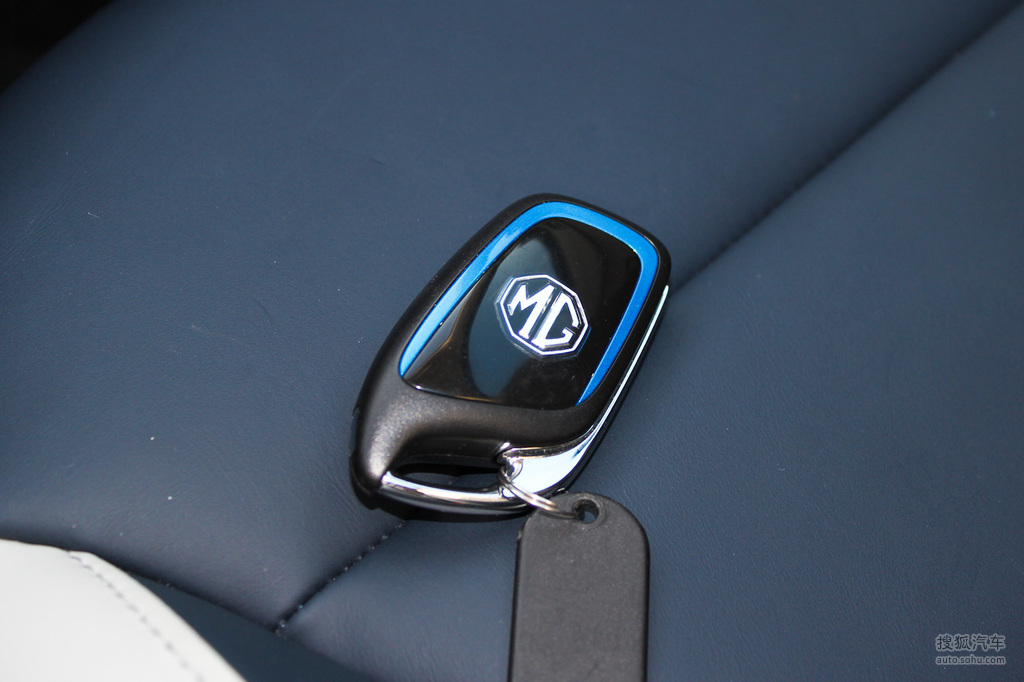 2021款名爵领航400tgit自动两驱trophy旗舰版