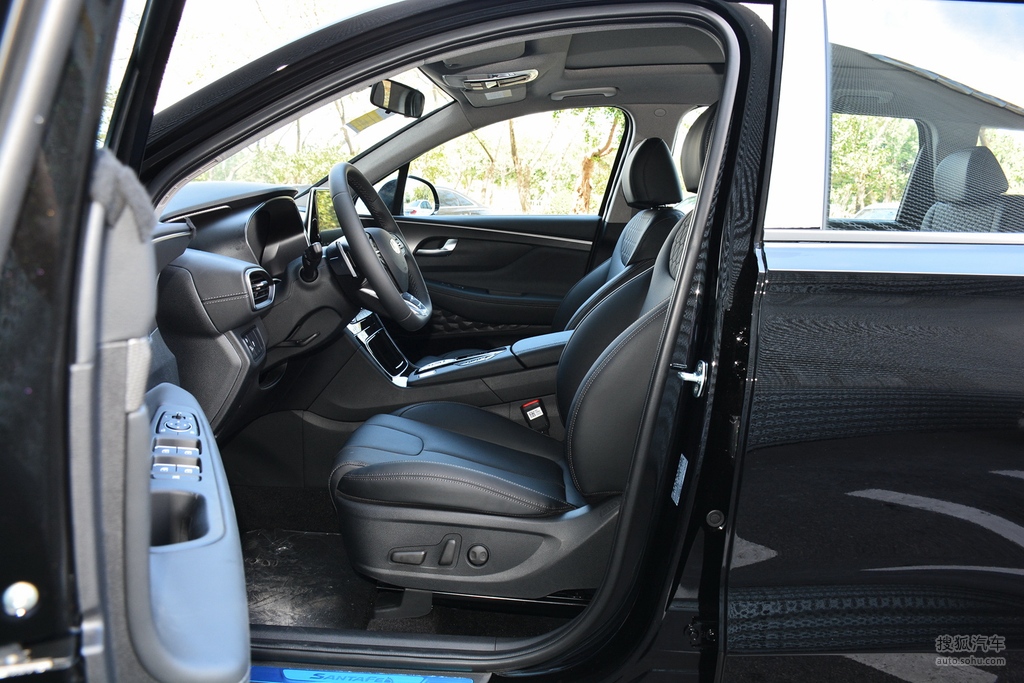 【 现代第四代胜达高清图片】_黑色_内饰_搜狐汽车网