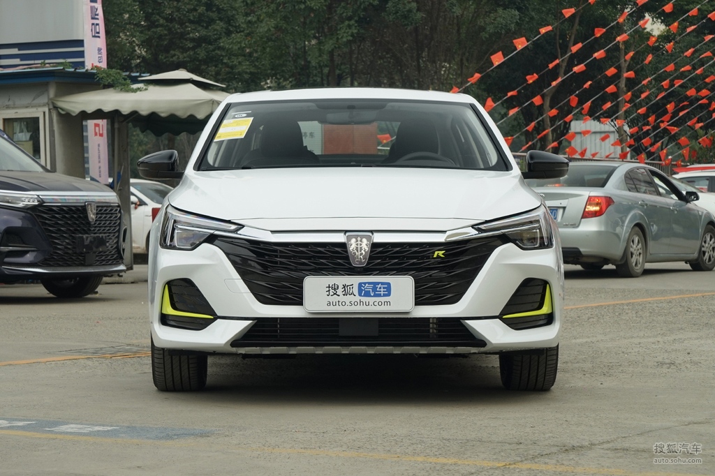 【 荣威i6 max高清图片】_2020款 300tgi 自动爽酷版 _月光白_外观