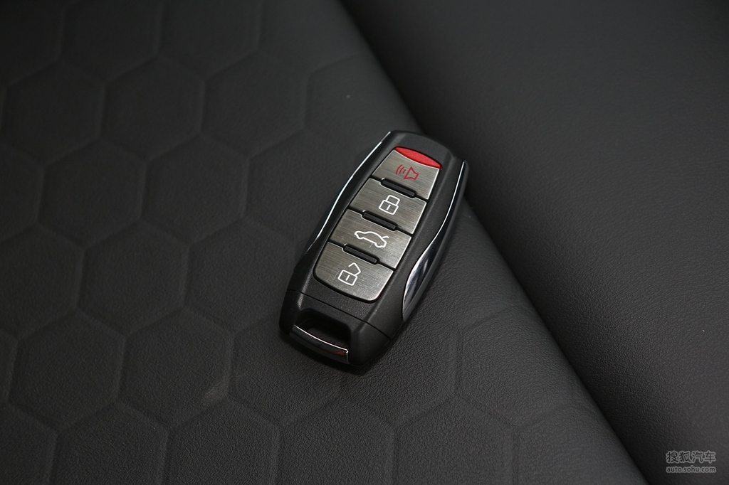 2021款哈弗f715t两驱i型