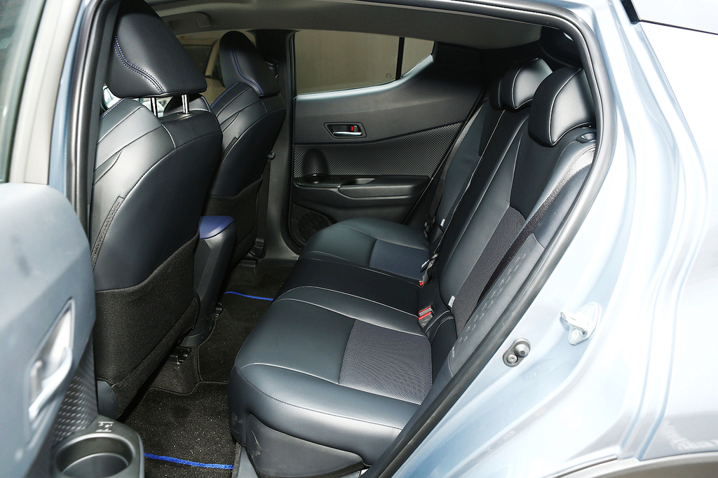 【 丰田c-hr高清图片】_空间展示_搜狐汽车网