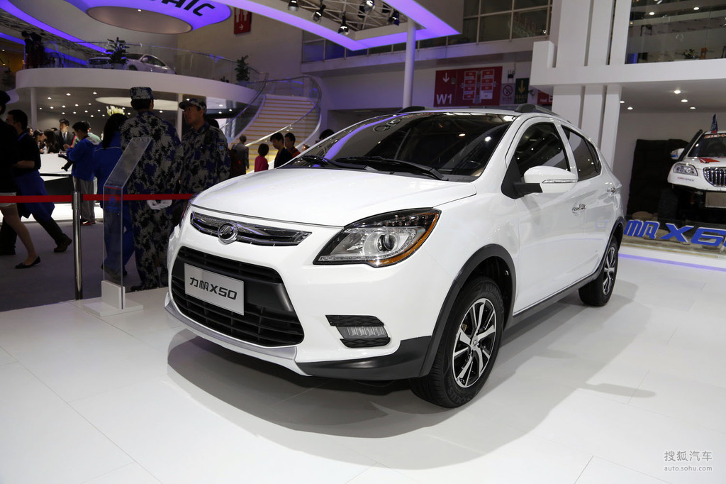 力帆x50车展实拍解读