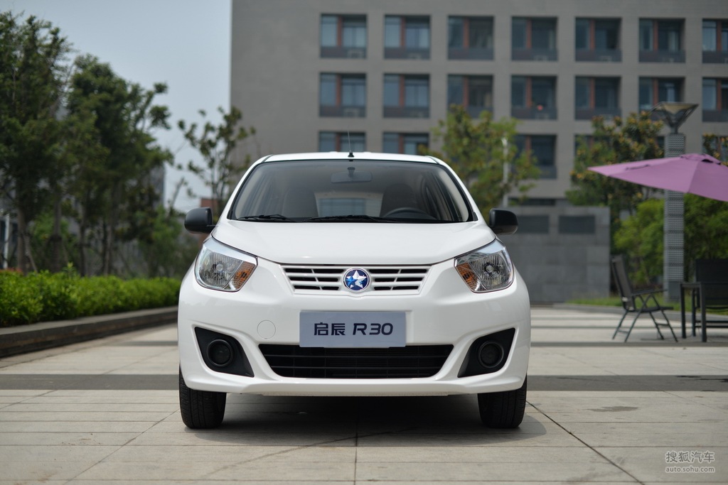 东风日产启辰r30