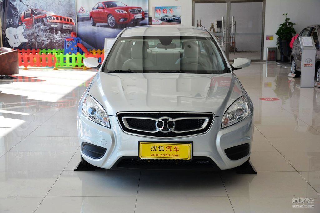 北京汽车全新d50