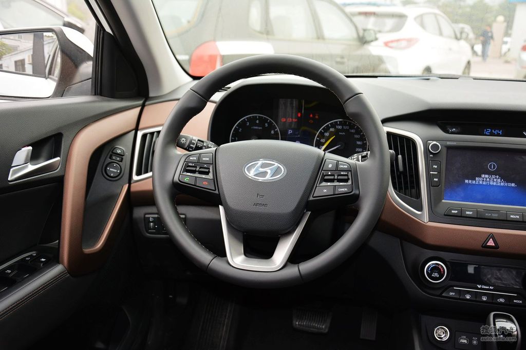 深色内饰黑色现代ix254s店报价:9