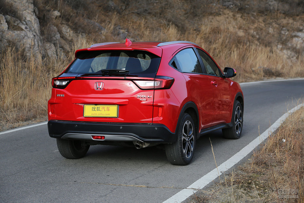 2015款东风本田xrv18l豪华版